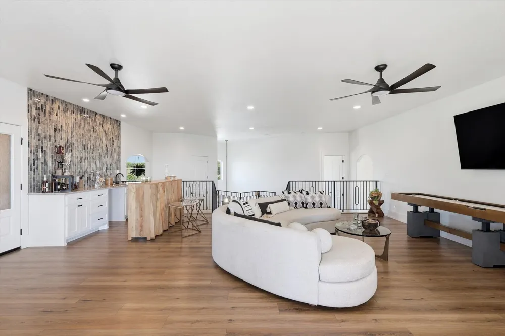 7085 W Hells Gate Drive Possum Kingdom Lake, TX 76475