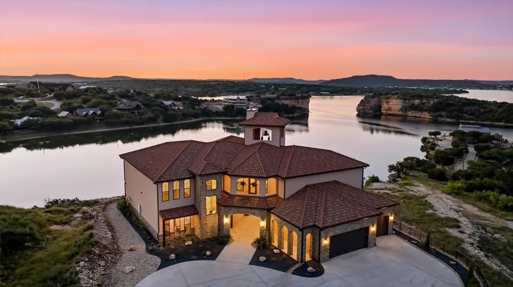 7085 W Hells Gate Drive Possum Kingdom Lake, TX 76475