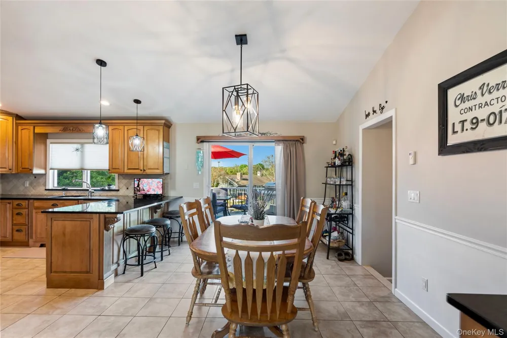 24 Biltmore Avenue Extension Oakdale, NY 11769