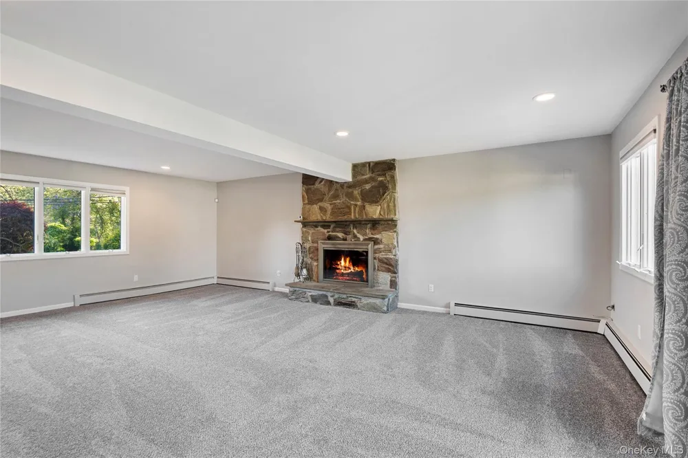 24 Biltmore Avenue Extension Oakdale, NY 11769
