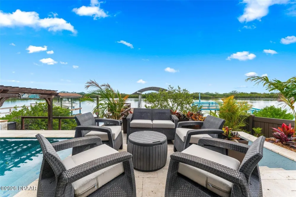 29 Pelican Lane Edgewater, FL 32141