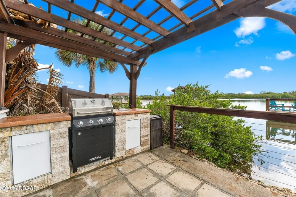 29 Pelican Lane Edgewater, FL 32141