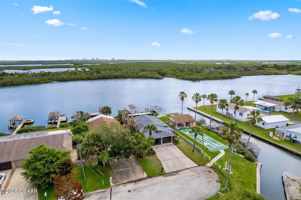 29 Pelican Lane Edgewater, FL 32141