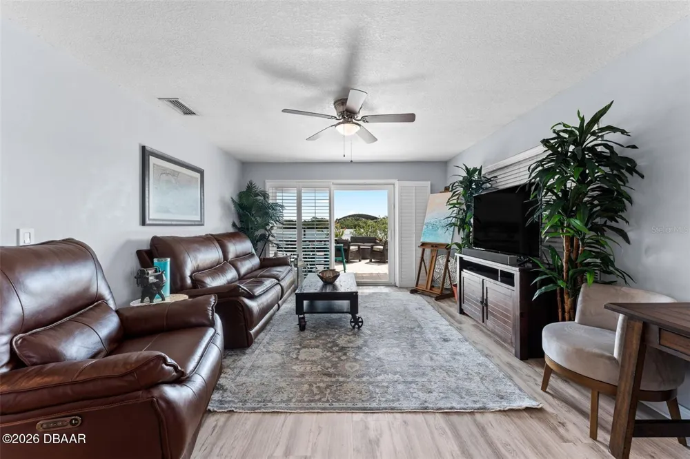 29 Pelican Lane Edgewater, FL 32141