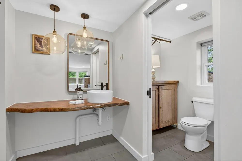 Dunbar St Bryson City, NC 28713