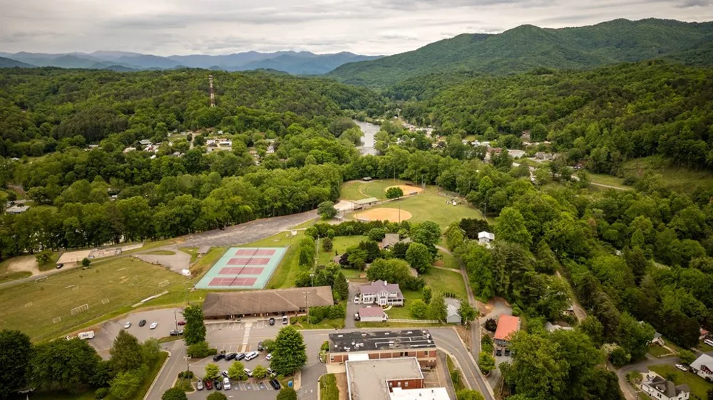 Dunbar St Bryson City, NC 28713