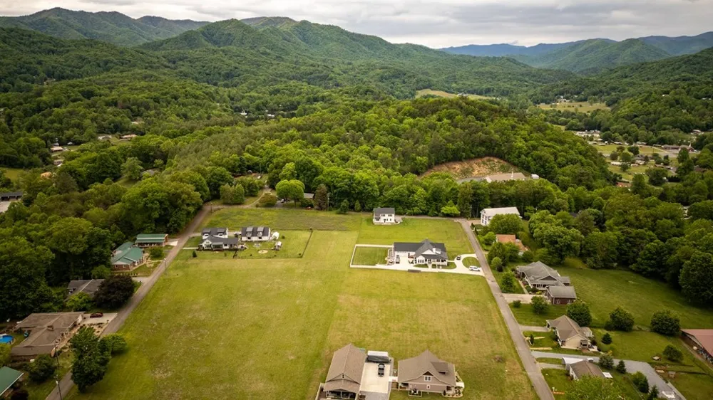Dunbar St Bryson City, NC 28713