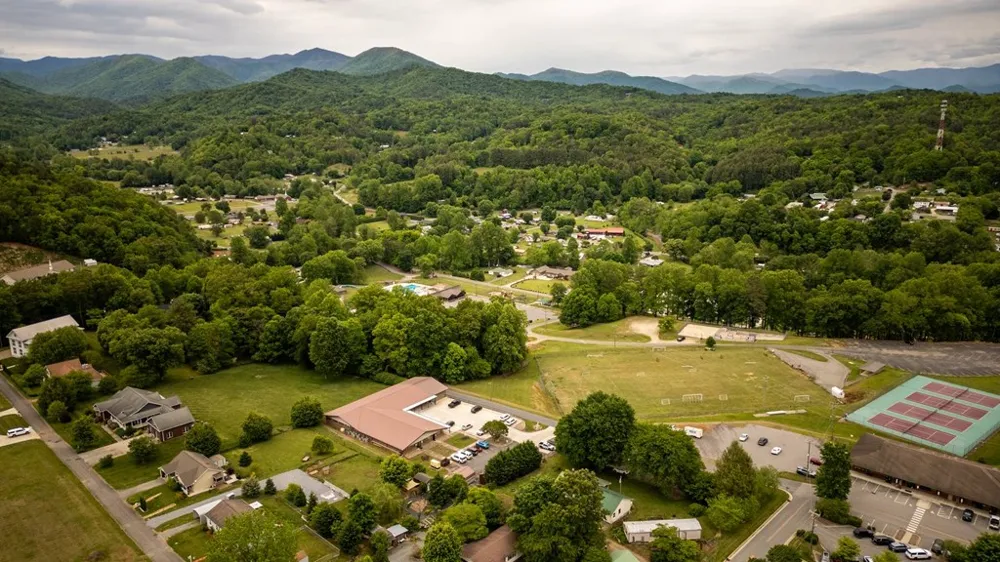 Dunbar St Bryson City, NC 28713