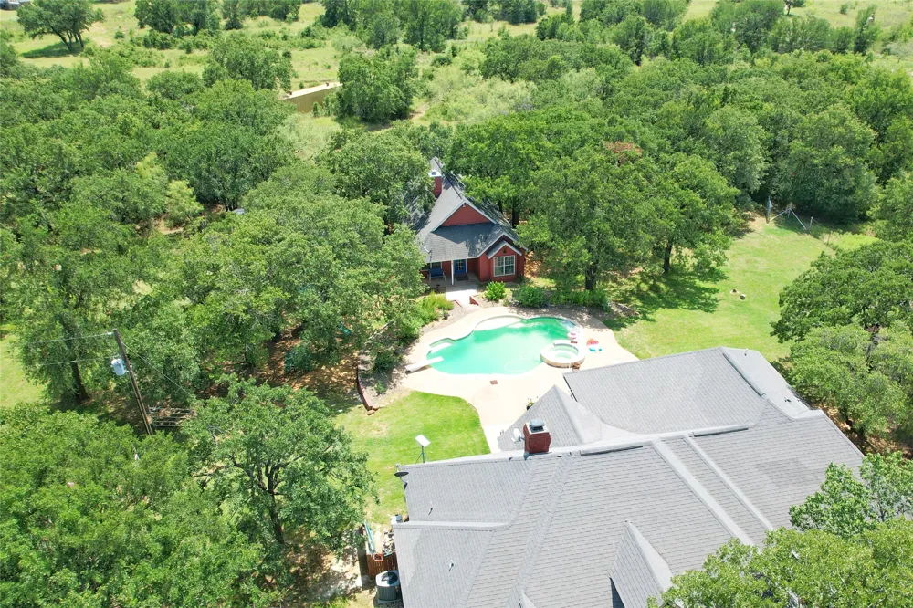 3391 Fm 2190 Jacksboro, TX 76458
