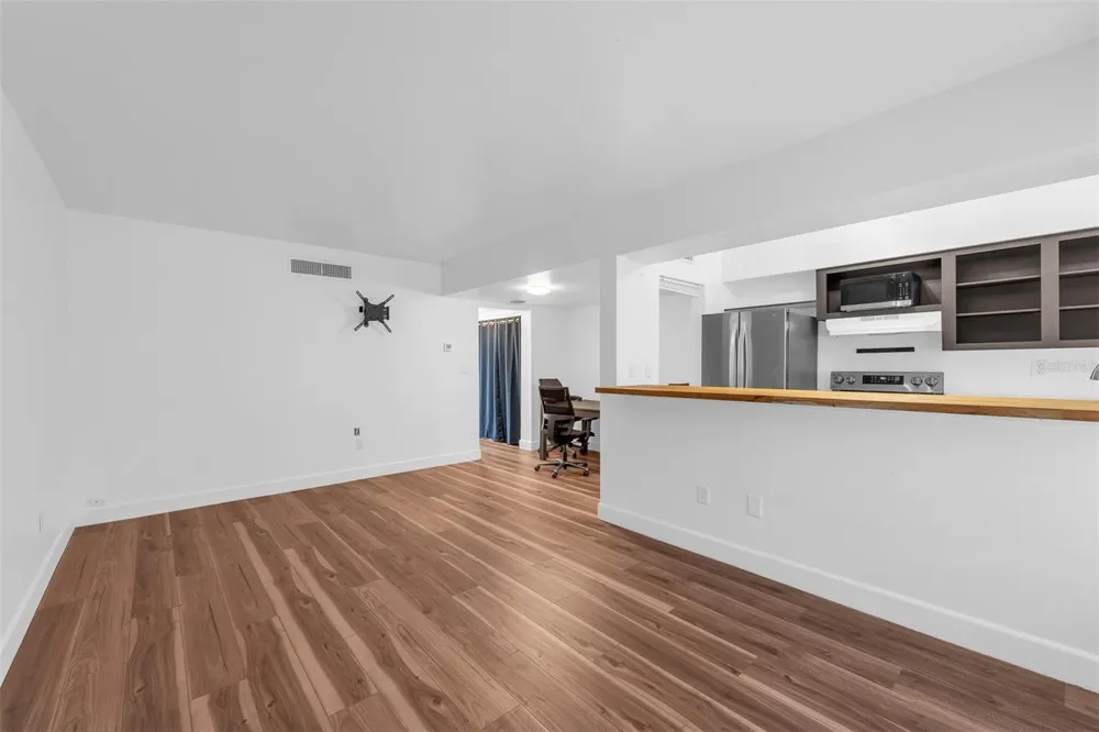 1140 S ORLANDO AVENUE #E2 Maitland, FL 32751