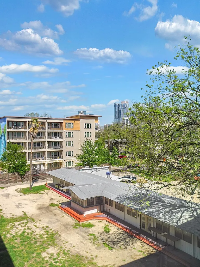 1900 Barton Springs Road #4013 Austin, TX 78704