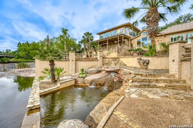 101 Cross Bow Horseshoe Bay, TX 78657