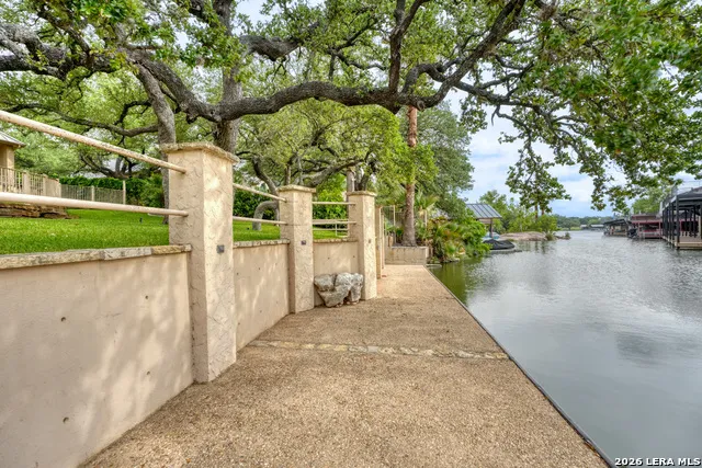 101 Cross Bow Horseshoe Bay, TX 78657