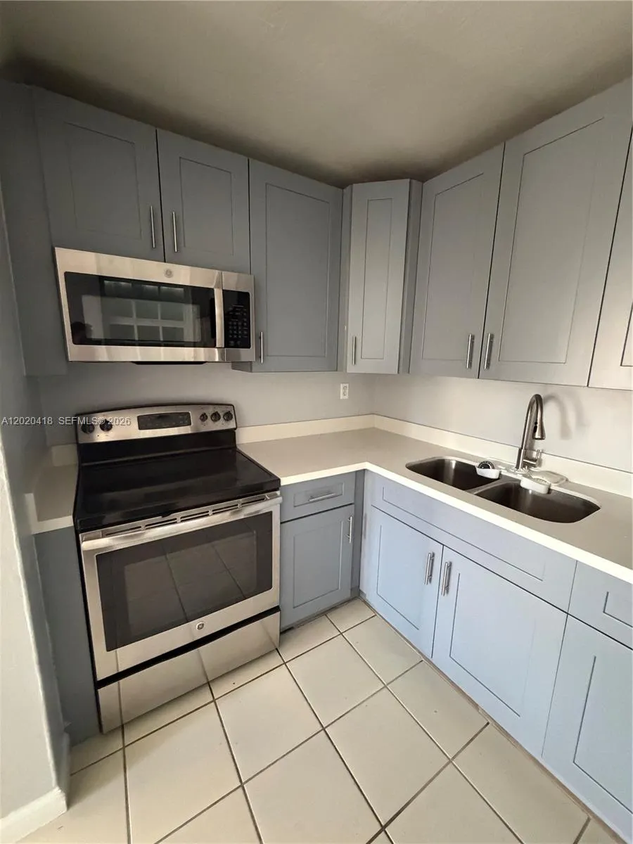 2924 NW 132nd Ter #1 Opa-Locka, FL 33054