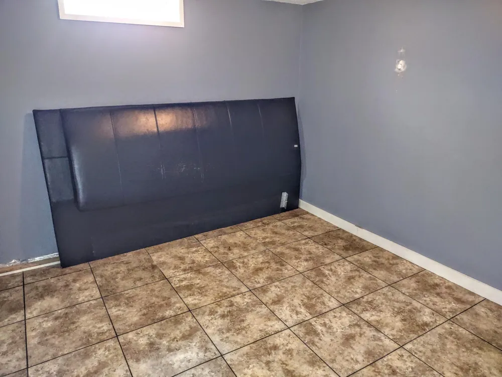 2410 Middlefield Road Trenton, MI 48183