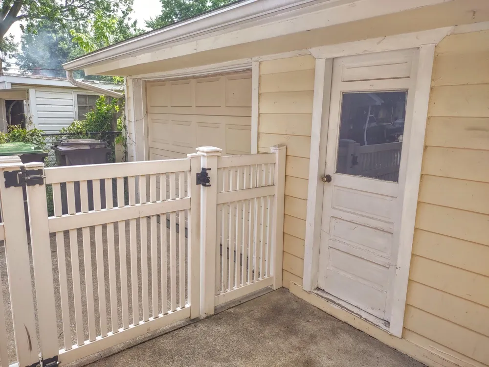 2410 Middlefield Road Trenton, MI 48183
