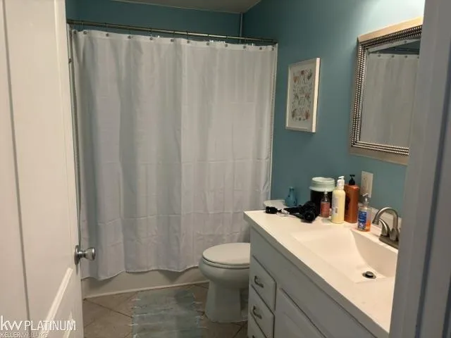 9083 Island Drive Clay Township, MI 48001