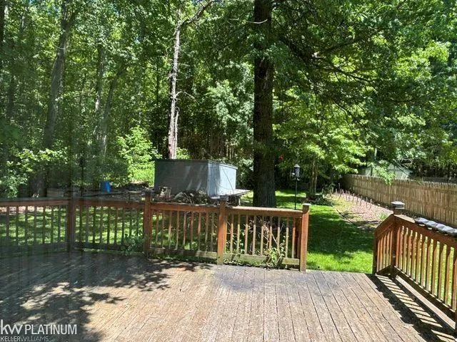 9083 Island Drive Clay Township, MI 48001