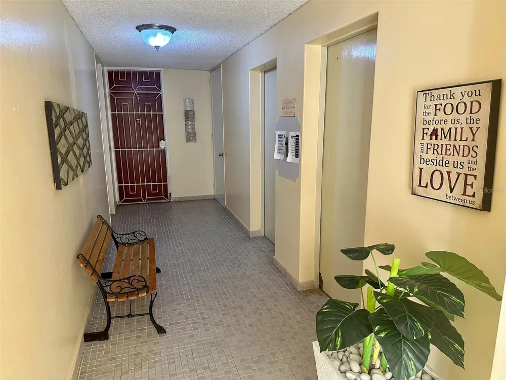 1802 ALCAZAR #404 Ponce, PR 00716