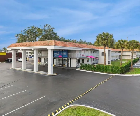 5367 W IRLO BRONSON MEMORIAL HIGHWAY #1-205