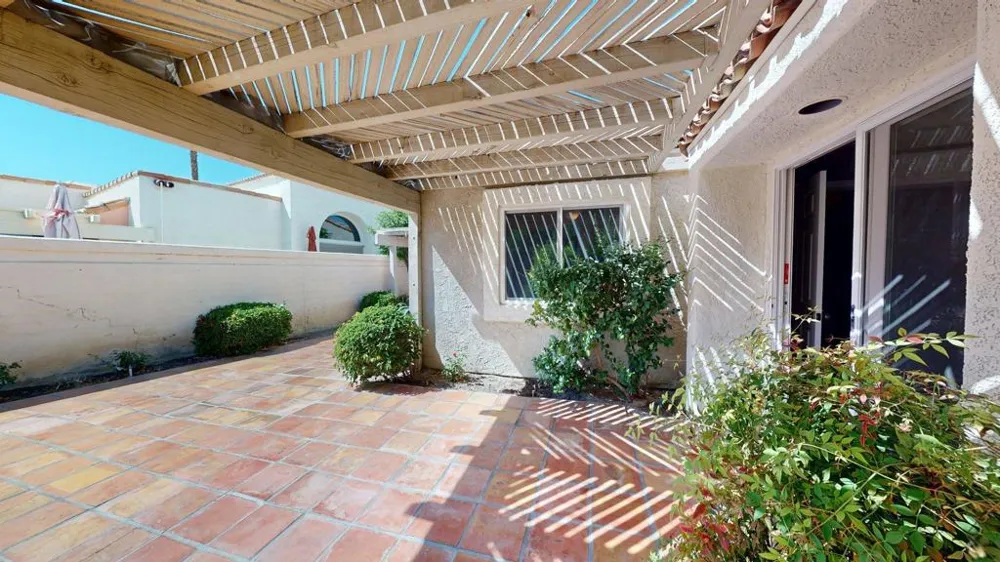 69400 Avenida De Las Montanas Cathedral City, CA 92234
