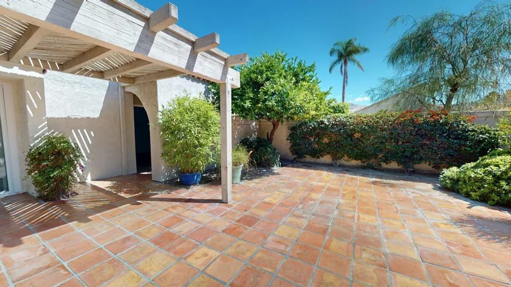 69400 Avenida De Las Montanas Cathedral City, CA 92234