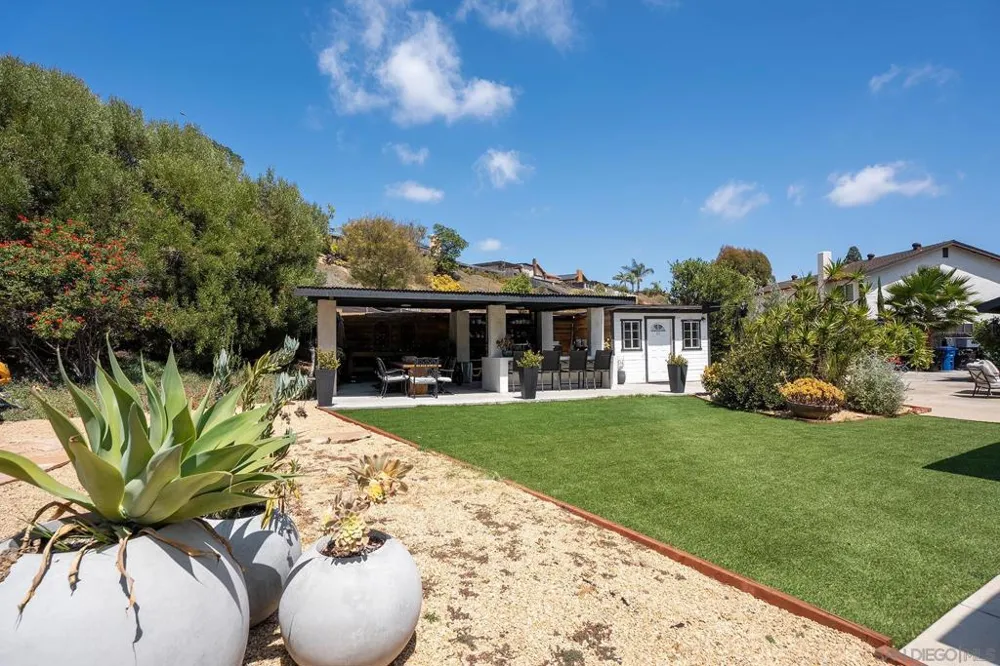 902 Loma View Chula Vista, CA 91910