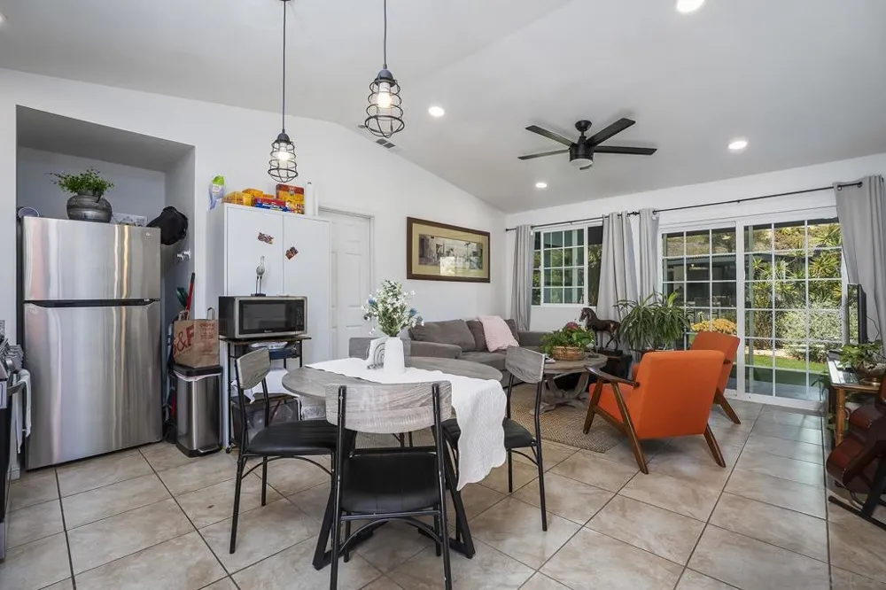 902 Loma View Chula Vista, CA 91910