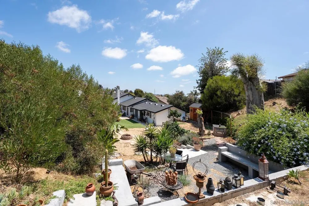 902 Loma View Chula Vista, CA 91910