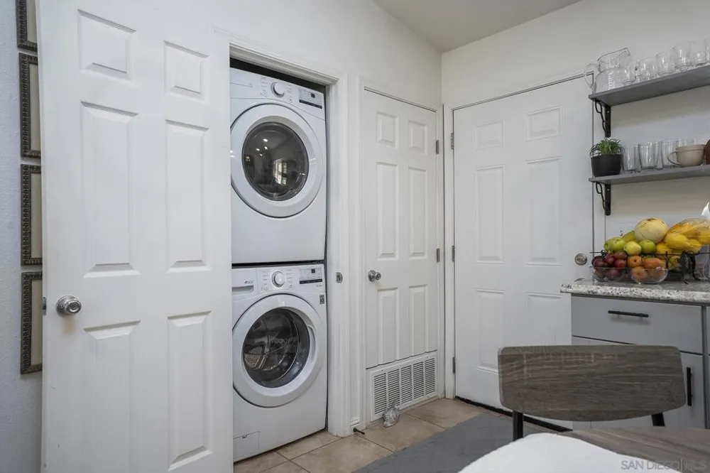 902 Loma View Chula Vista, CA 91910
