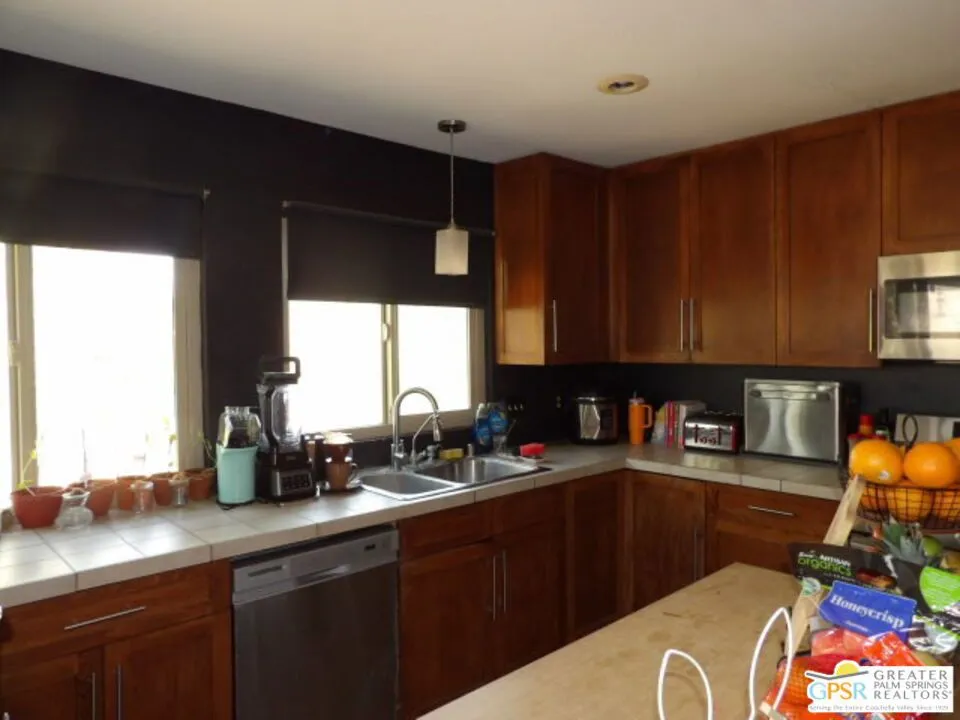 49017 Hibiscus Drive Morongo Valley, CA 92256