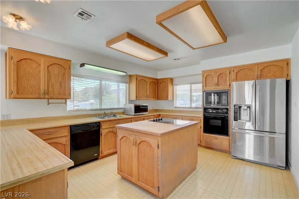 590 E Encinitas Street Searchlight, NV 89046