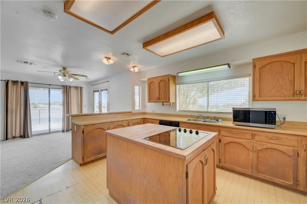 590 E Encinitas Street Searchlight, NV 89046