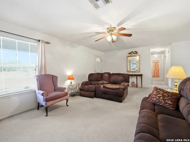 908 MANSFIELD ST Pleasanton, TX 78064