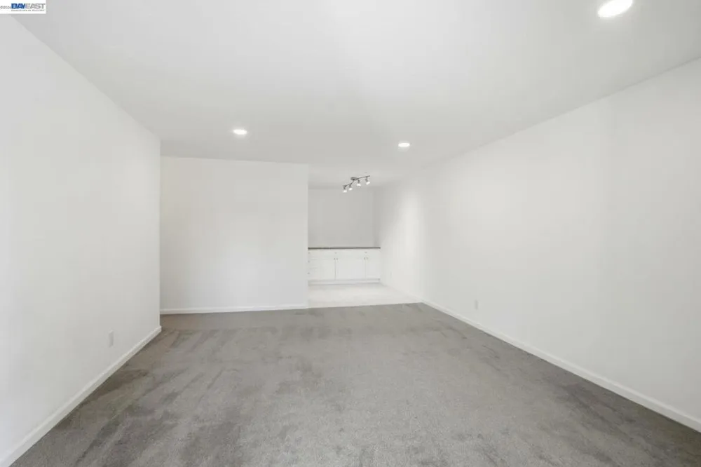 1720 Halford Ave #233 Santa Clara, CA 95051
