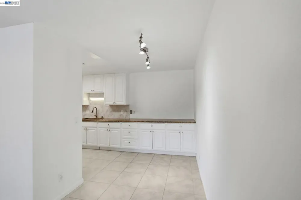 1720 Halford Ave #233 Santa Clara, CA 95051