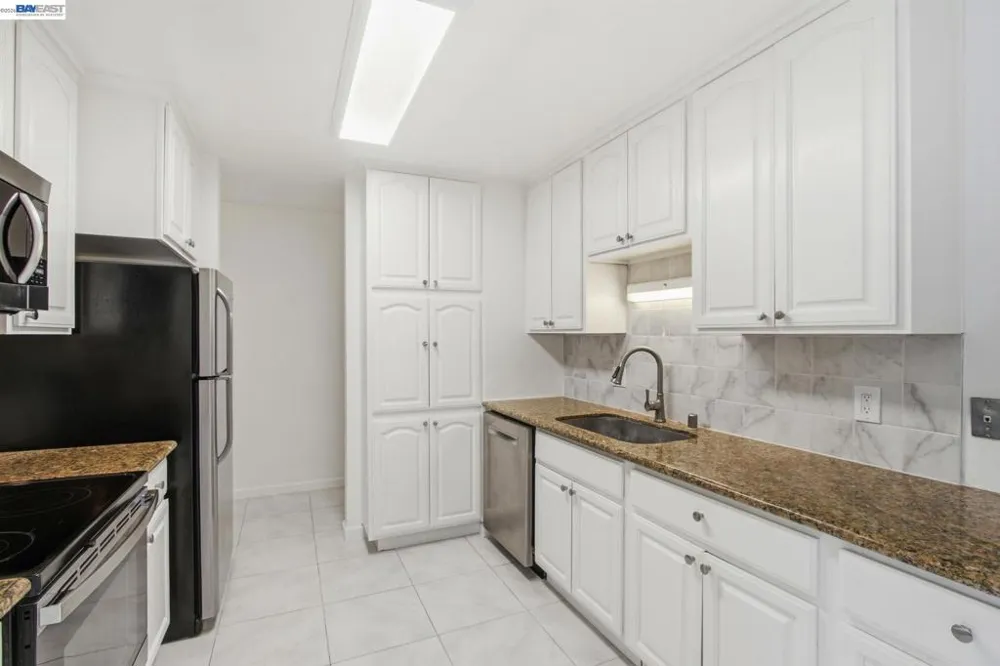 1720 Halford Ave #233 Santa Clara, CA 95051