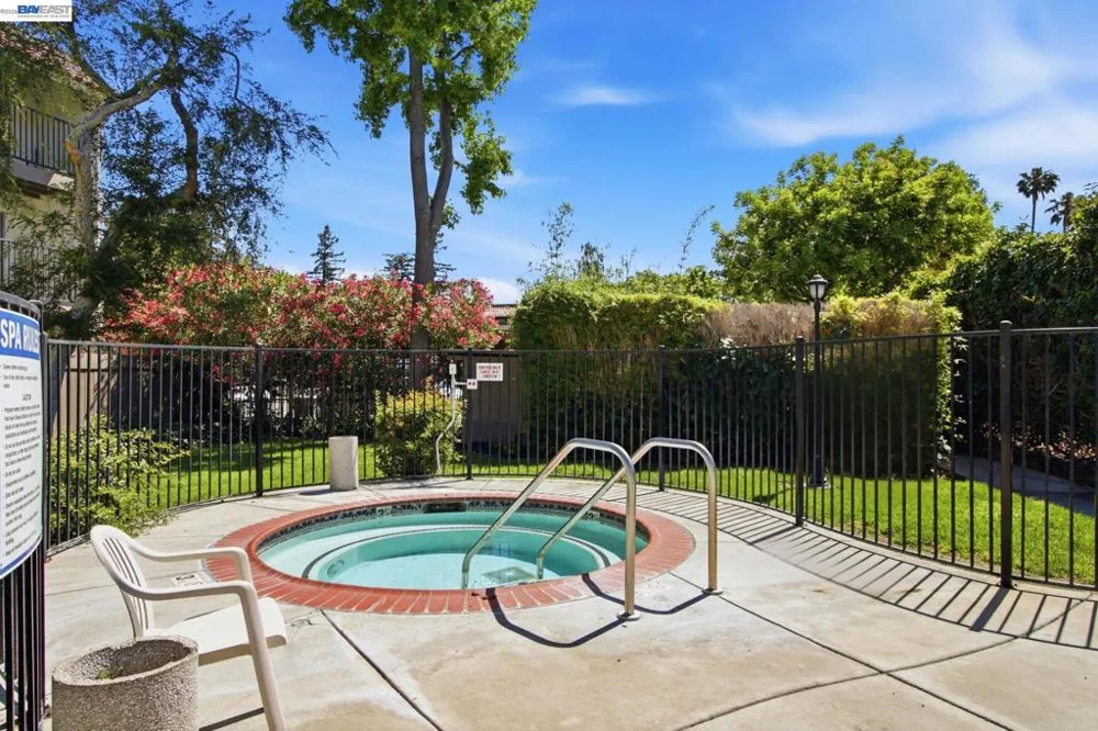 1720 Halford Ave #233 Santa Clara, CA 95051