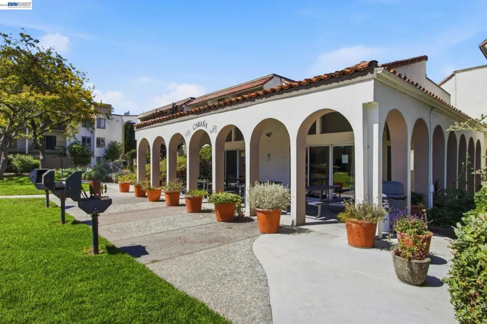 1720 Halford Ave #233 Santa Clara, CA 95051