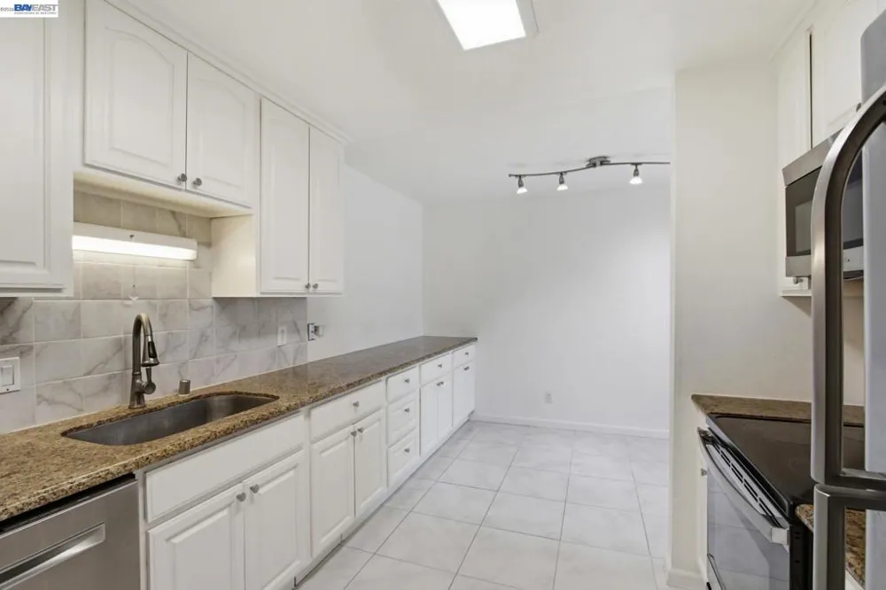 1720 Halford Ave #233 Santa Clara, CA 95051