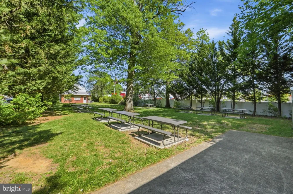 14405 BALTIMORE AVENUE Laurel, MD 20707