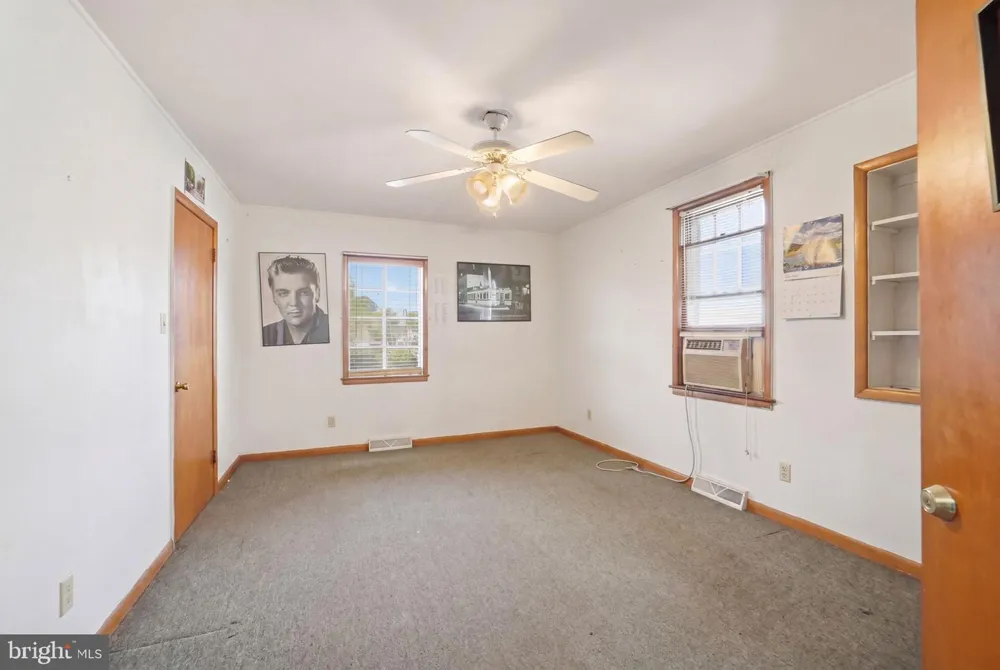 14405 BALTIMORE AVENUE Laurel, MD 20707