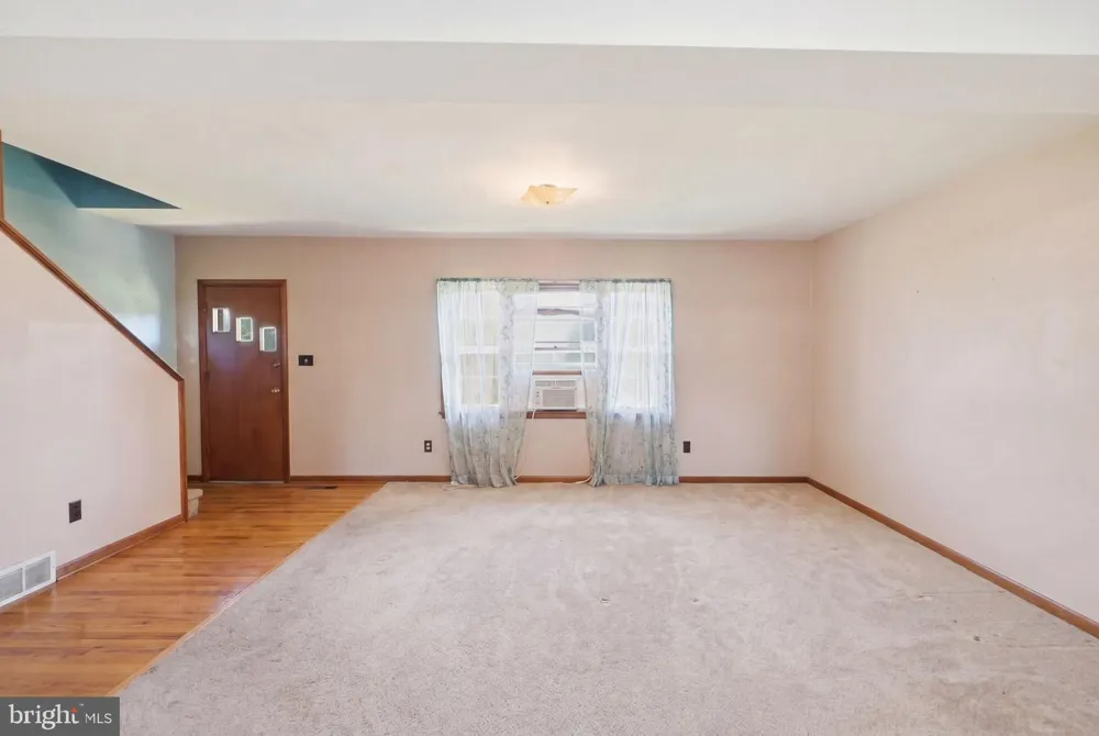 14405 BALTIMORE AVENUE Laurel, MD 20707