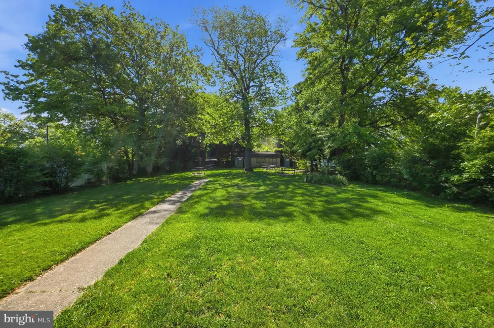 14405 BALTIMORE AVENUE Laurel, MD 20707
