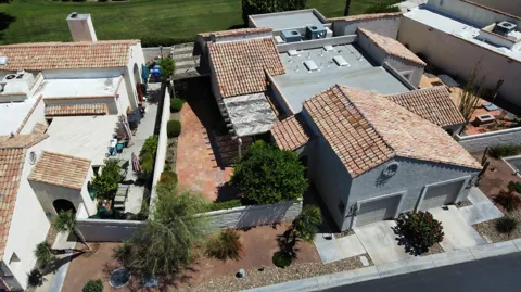 69400 Avenida De Las Montanas