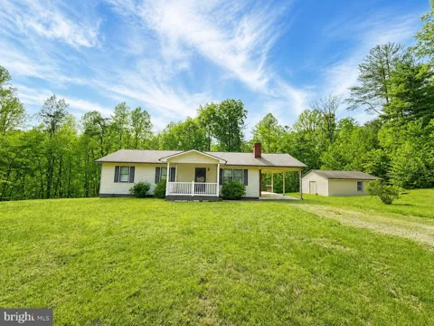 803 WEAVER HOLLOW ROAD