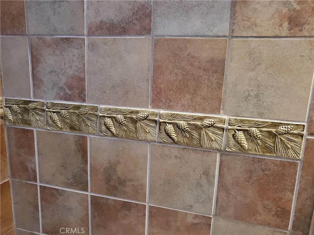 33429 Robin Drive Green Valley Lake, CA 92341