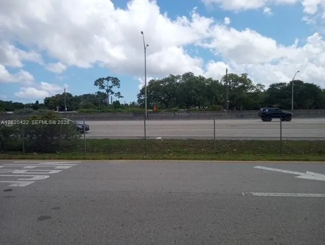 2410 NW 167 St Miami Gardens, FL 33056