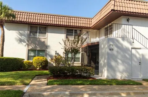 170 WINDTREE LANE