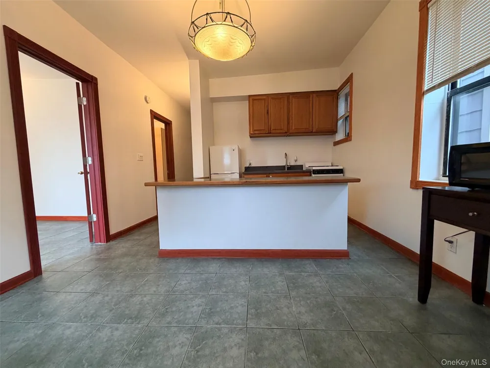 90 Main Street #2R Mineola, NY 11501